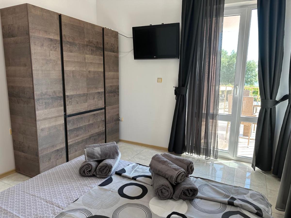 First Line On The Beach Cosy Sea Paradise Apartments Kavarna Exterior photo