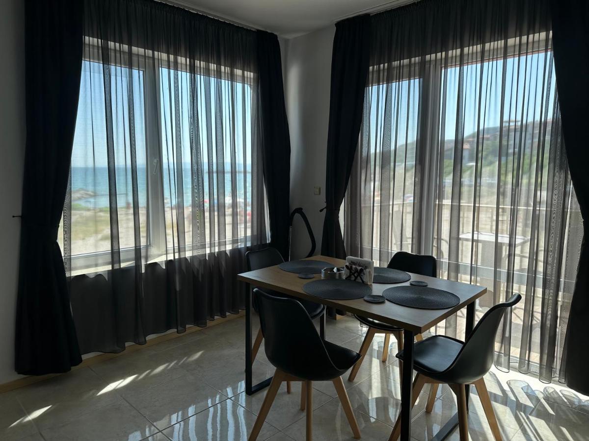 First Line On The Beach Cosy Sea Paradise Apartments Kavarna Exterior photo
